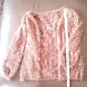 TAN SOFT FUZZY OPEN SWEATER. STRETCHY, NO TAGS. HOOK ENCLOSURE & SLIT ON L/SIDE